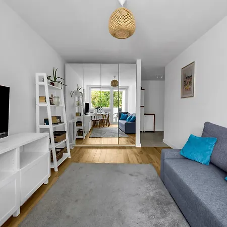 Downtown - Balcony, Location - By Rentujemy Appartement *